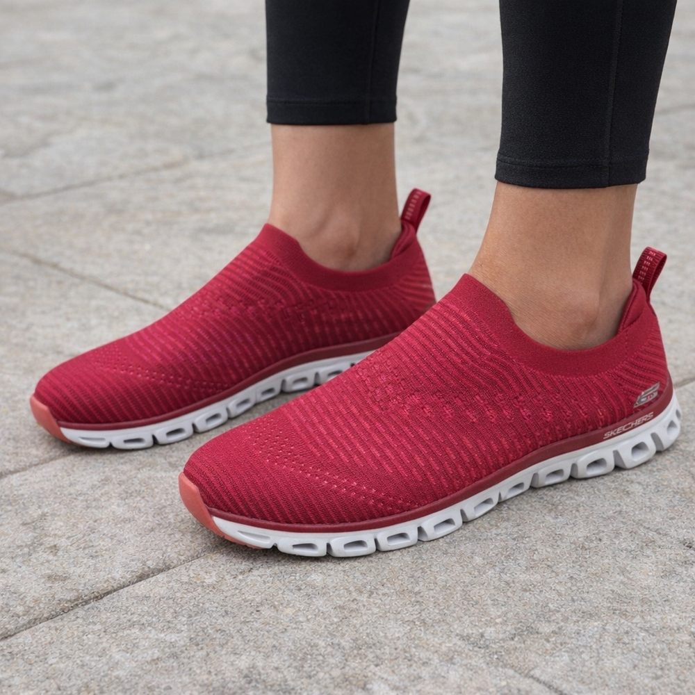 Sketchers Women's Glide-Step Red Slip-On Sneakers Stretch Fabric - Size 6.5
